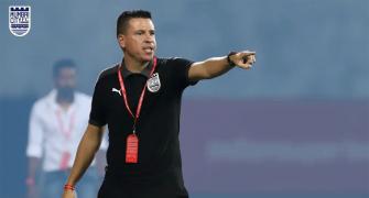 Indian football: Mumbai City coach Lobera steps down