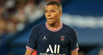 Mbappe stays with PSG; Atletico re-sign Griezmann