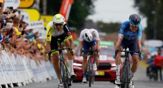 Tour de France: Clarke wins stage five