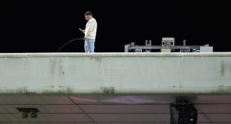 PIC: Fan gets life ban for urinating from SGC roof