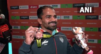 'I dedicate this medal to my wife'