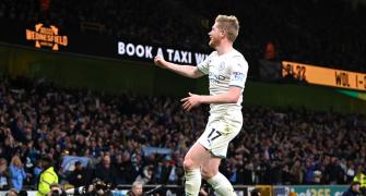 EPL PIX: Man City close in on title; Chelsea win