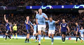 PIX: Manchester City, Chelsea win big; PSG held
