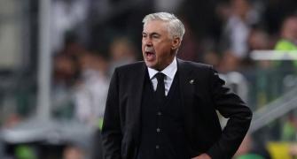 Ancelotti extends stay at Real Madrid
