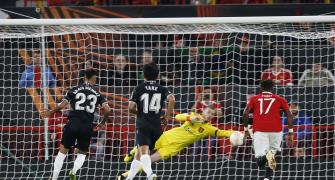 Europa PIX: Man United lose to Sociedad, Arsenal win