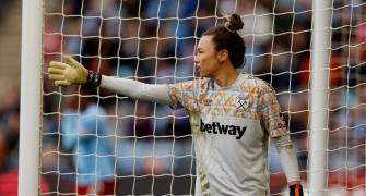 Goalkeepers shine under the bar at Women's World Cup