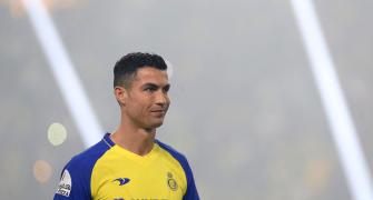 Soccer: Ronaldo made to wait for Al Nassr debut