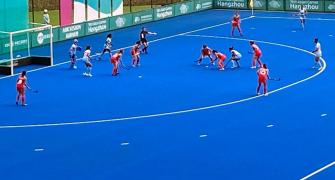 Asian Games Hockey: India women power into semis