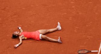 China's Zheng beats Vekic to win historic tennis gold