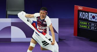 Olympics: South Korea's An bags women's badminton gold