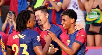 Lewandowski's magic saves the day for Barca