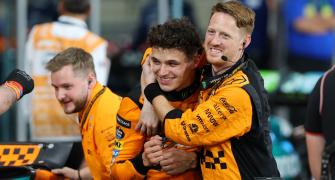 Norris wins in Abu Dhabi, McLaren are F1 champions