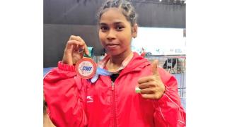 Jyoshna smashes youth Asian record on way to gold