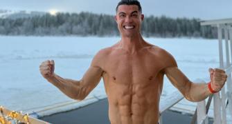 Shirtless In Snow! Ronaldo's Wild X-mas