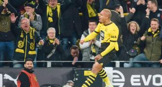 Soccer PIX: Dortmund cruise past Freiburg; Betis win