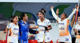 Hockey Wrap: Indian women enter final; Men beat SA