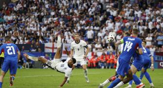 Bellingham rescues England at the death vs Slovakia