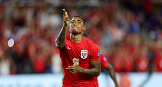 Copa America: Panama, Uruguay in quarter-finals