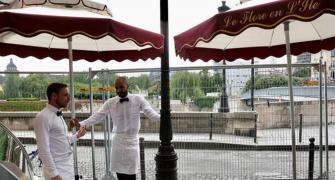 Olympic security leaves Parisian cafes deserted