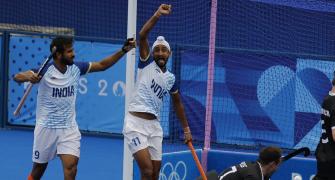 PIX: India beat NZ with late goal in men's hockey