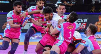 Pro Kabbadi: Jaipur edge UP Yoddhas in dramatic finish