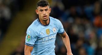 Man City's Nunes arrested for robbery