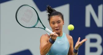 Yuan Yue stuns former No. 1 Halep in Hong Kong Open