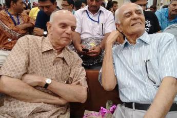 Henry Blofeld God Of Commentary Prepares To Say Goodbye Rediff Cricket