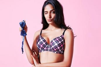rediff.com: Ladies, know your proper bra size!