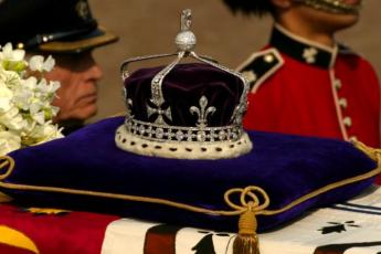 How the British stole the Kohinoor from a child - Rediff.com