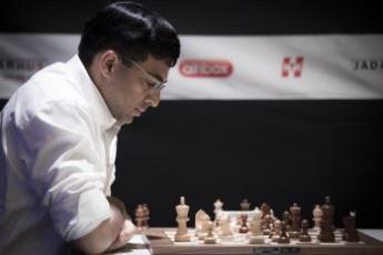 London Chess Classic: Hikaru Nakamura proves too hot for joint