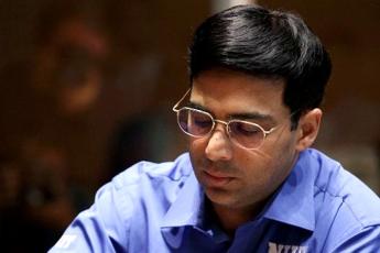 rediff.com: Vishy's moment of glory