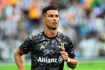 Debutant' Ronaldo brings house down at Old Trafford - Rediff.com
