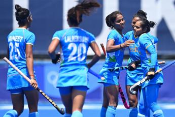 Hockey-Argentina, Spain march into men's quarters, India's women win