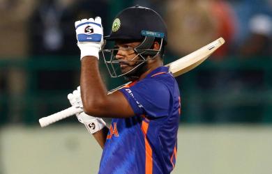 Pick him or don't select him: Gavaskar on Samson