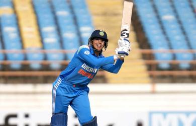 Mandhana back in top spot in ICC ODI Rankings