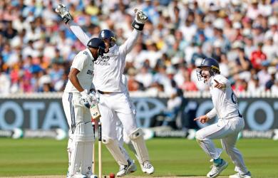 Sachin, netizens get behind team after Lord's heartbreak