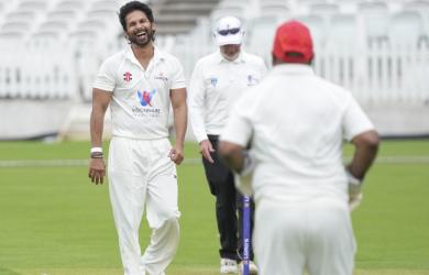 Shahid Kapoor Plays at Lord's and ...