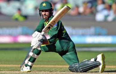 Haris helps Pakistan reach respectable 160 vs Oman