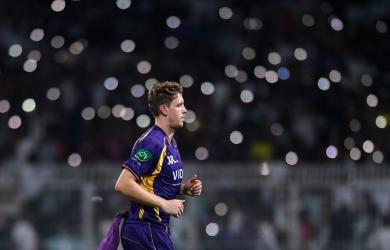 Green's bowling return fails as KKR slump continues