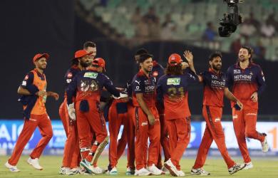 '#BringBackBhuvi': Ashwin wants Bhuvneshwar back in India's T20I team
