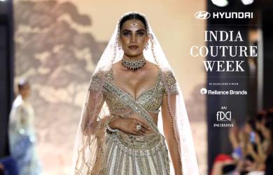 When Tarun Tahiliani Turns 30