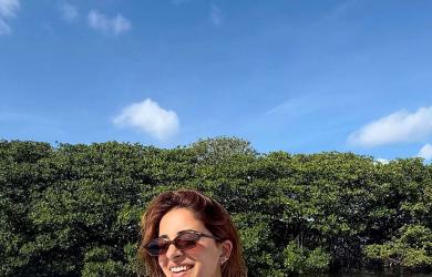 Rakul, Priyanka Can't Do Without This Summer Accessory