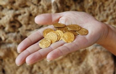 No plans to sell temple gold, clarifies govt