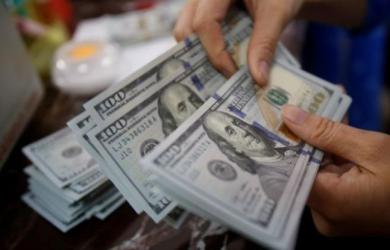 Forex reserves drop by $10.29 billion to $688.06 billion