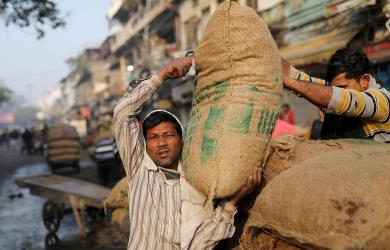ADB lowers India's FY26 growth forecast to 6.5% on trade, tariff concerns