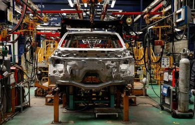 Passenger vehicle dispatches dip marginally in July