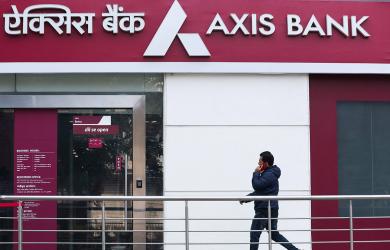 Axis Bank Q1 net profit down 4% on rise in slippages, provisions
