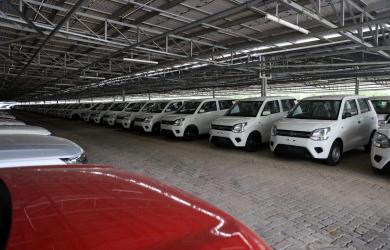 Passenger vehicle dispatches decline 9% to 321,840 units in Aug: SIAM