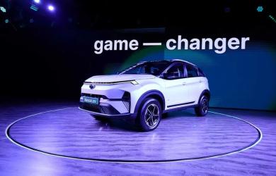 Maruti Suzuki Q1 profit rises marginally on exports push